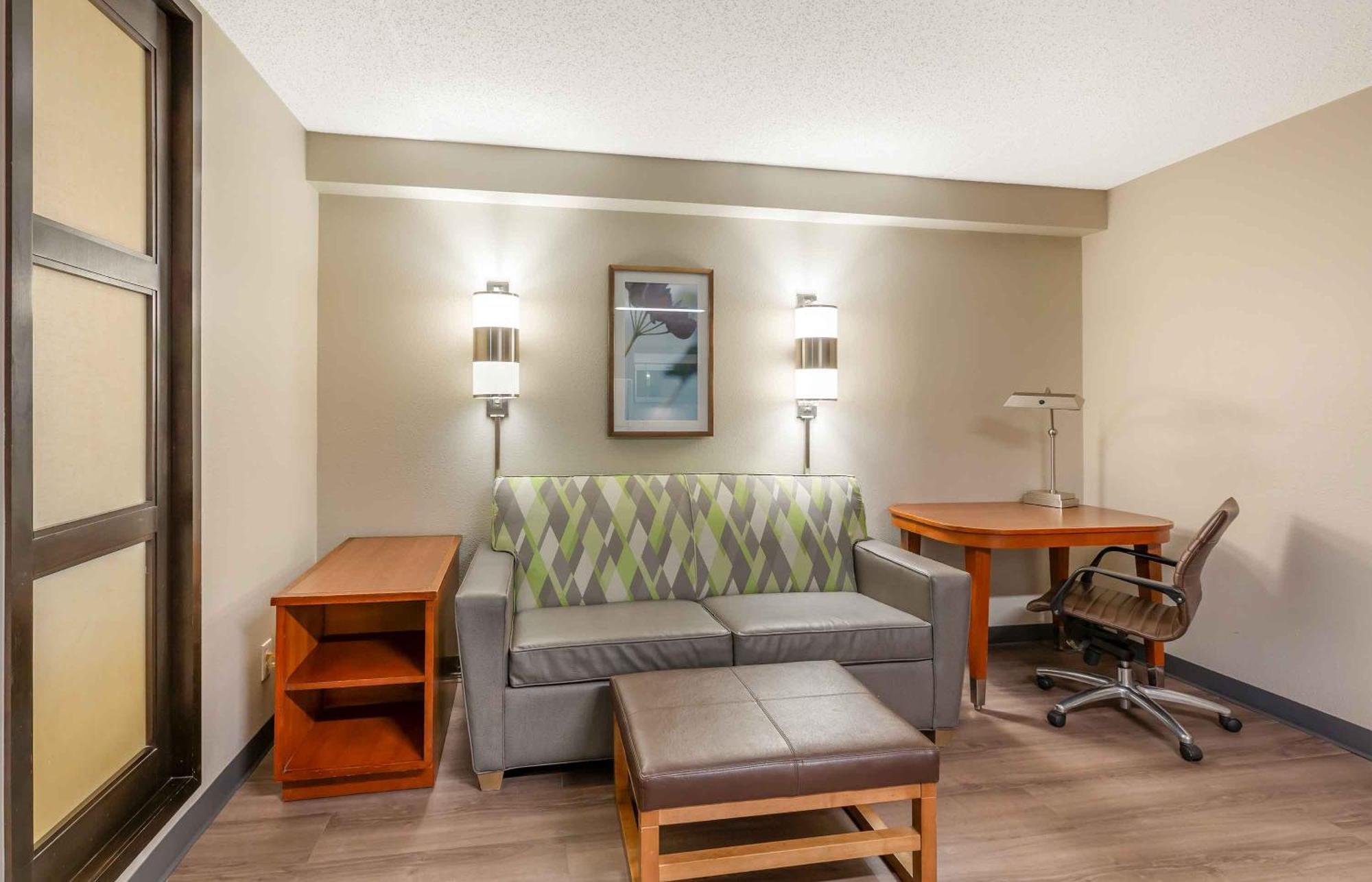 Extended Stay America Premier Suites - Cleveland - Independence Exteriör bild